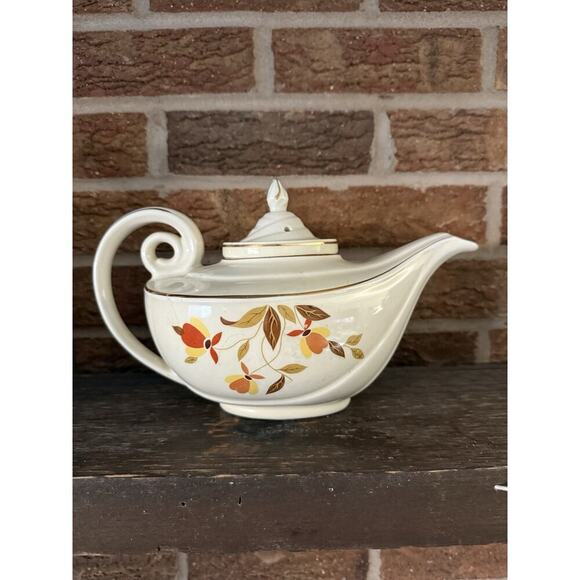 Vintage 1957 Hall’s Superior Autumn Leaf Aladdin Teapot with Infuser A6 - Picture 1 of 1